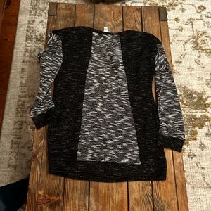 Pea in the pod sweater Maternity Medium